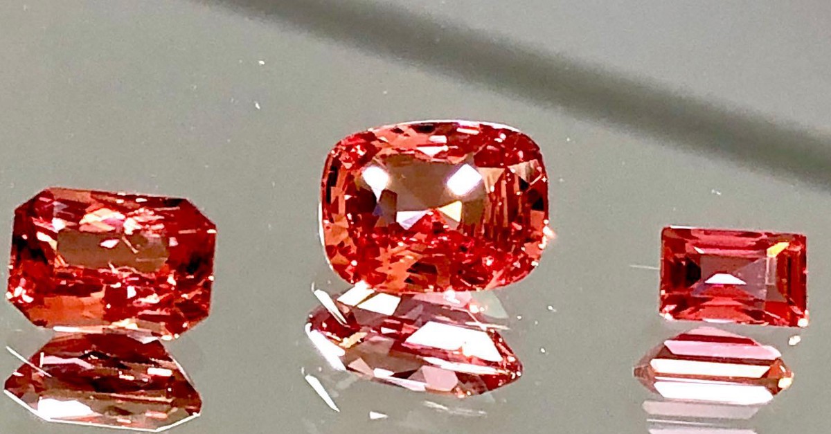 What is June Birthstone Alexandrite? 5 Amazing Properties of this Gemstone | by Raregemcollectionusa | Jun, 2022 | Medium